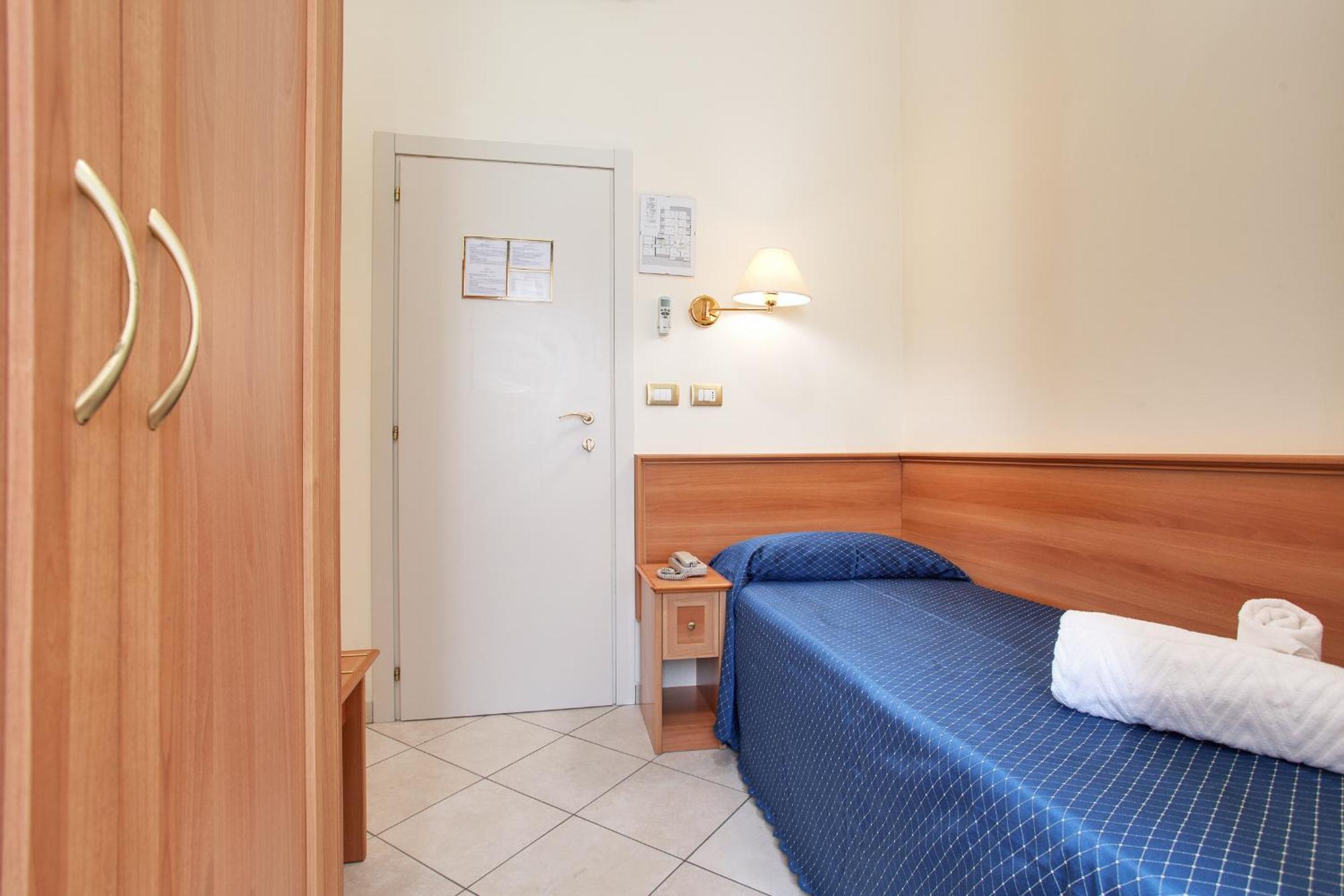 Small Single Room